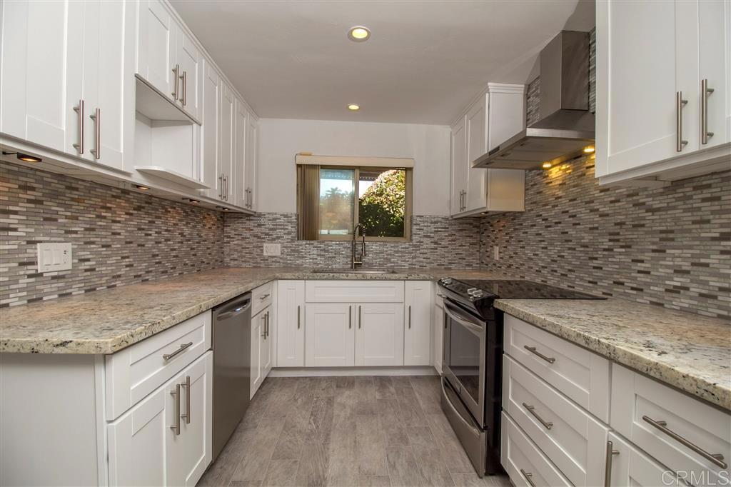 640 W Solana Circle 13