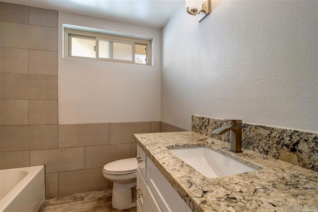 640 W Solana Circle 13
