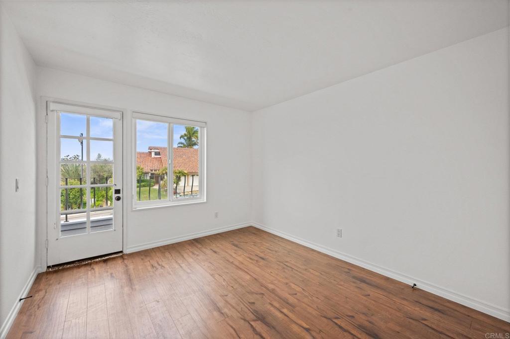 1033 Via Mil Cumbres