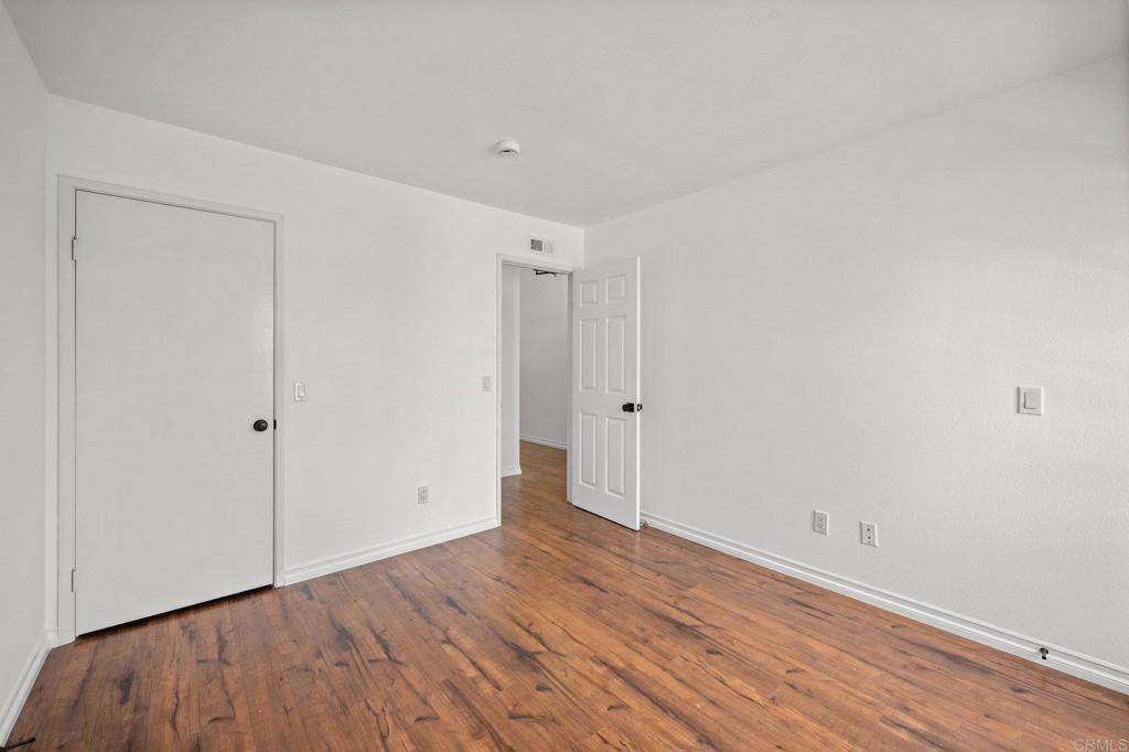 1033 Via Mil Cumbres