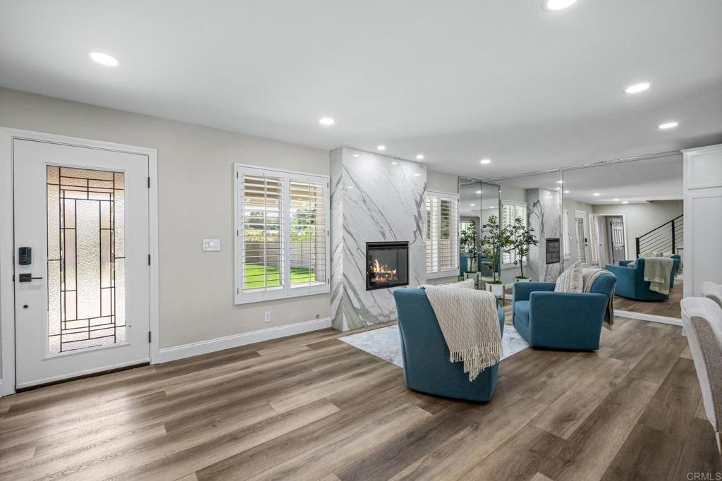 325 Santa Helena Drive