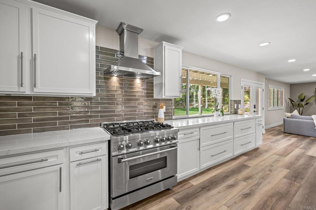 325 Santa Helena Drive