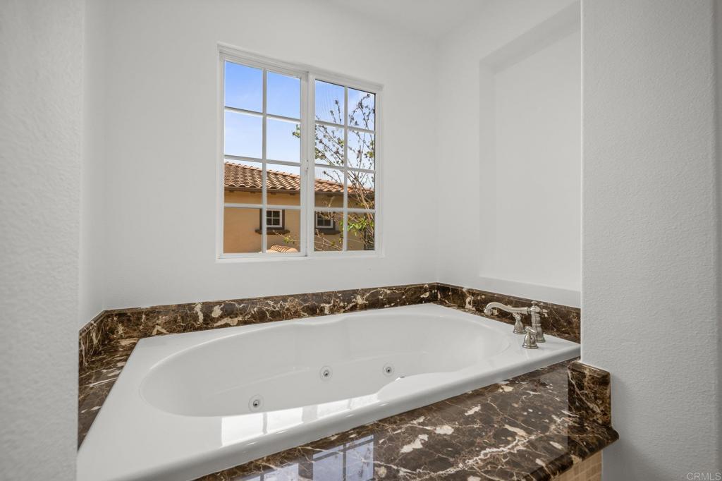 3219 Corte Paloma