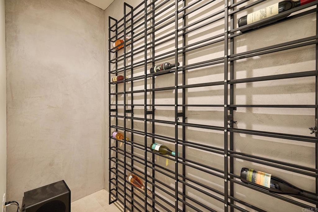 537 N Granados Avenue