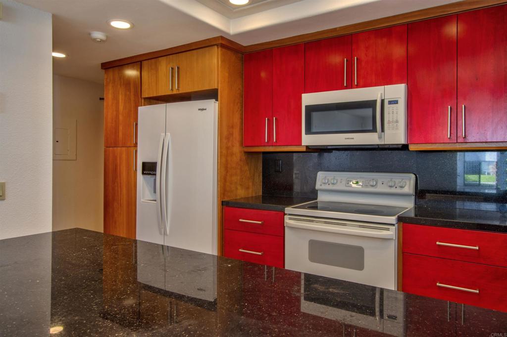 534 Via De La Valle I