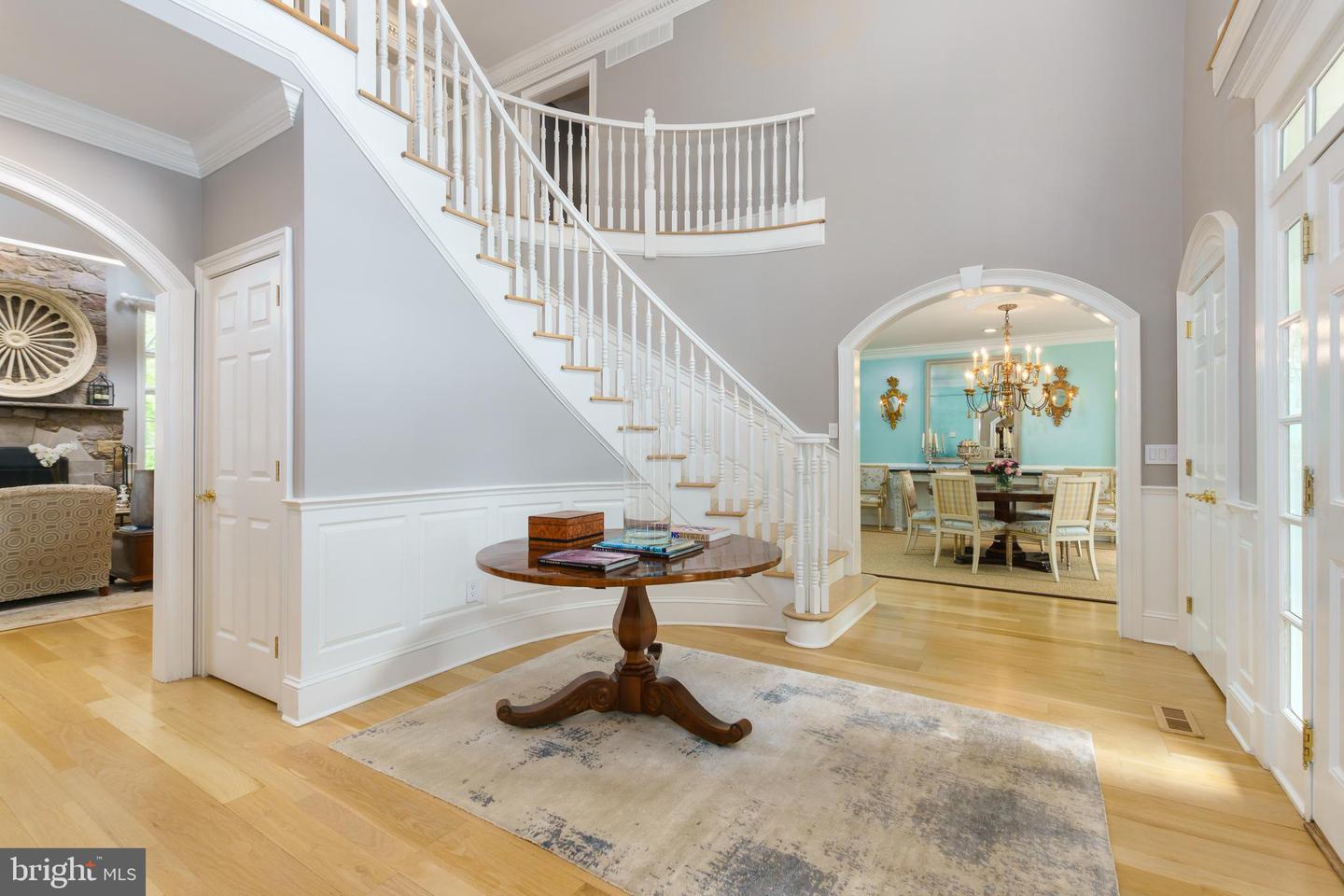 25 Oakridge Ct