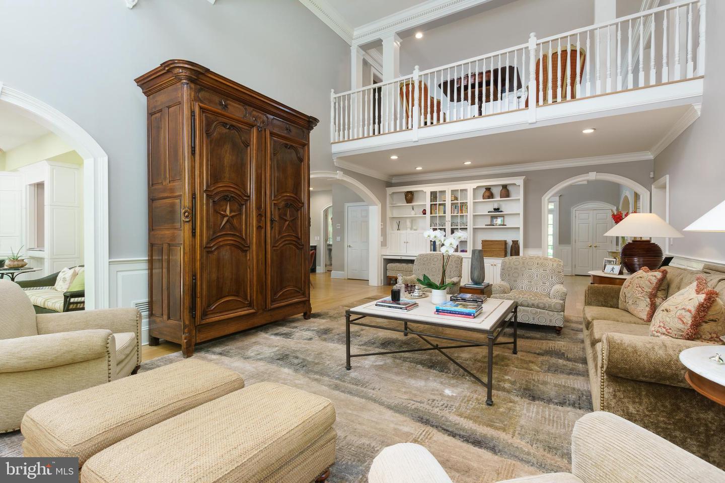 25 Oakridge Ct
