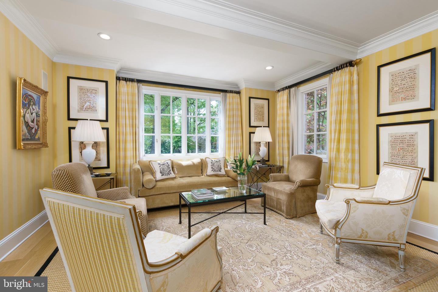 25 Oakridge Ct