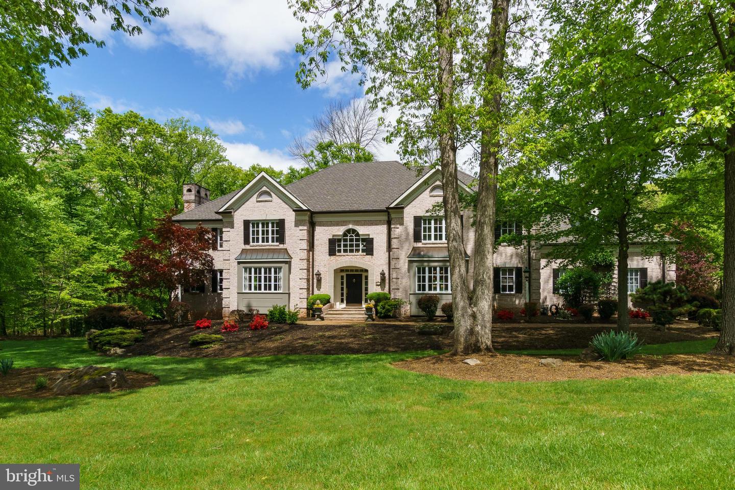 25 Oakridge Ct