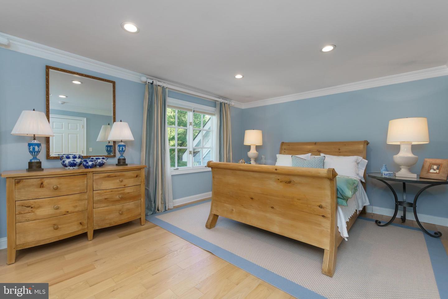 25 Oakridge Ct