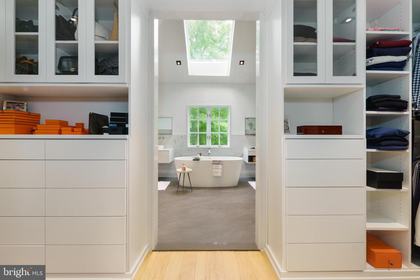 25 Oakridge Ct