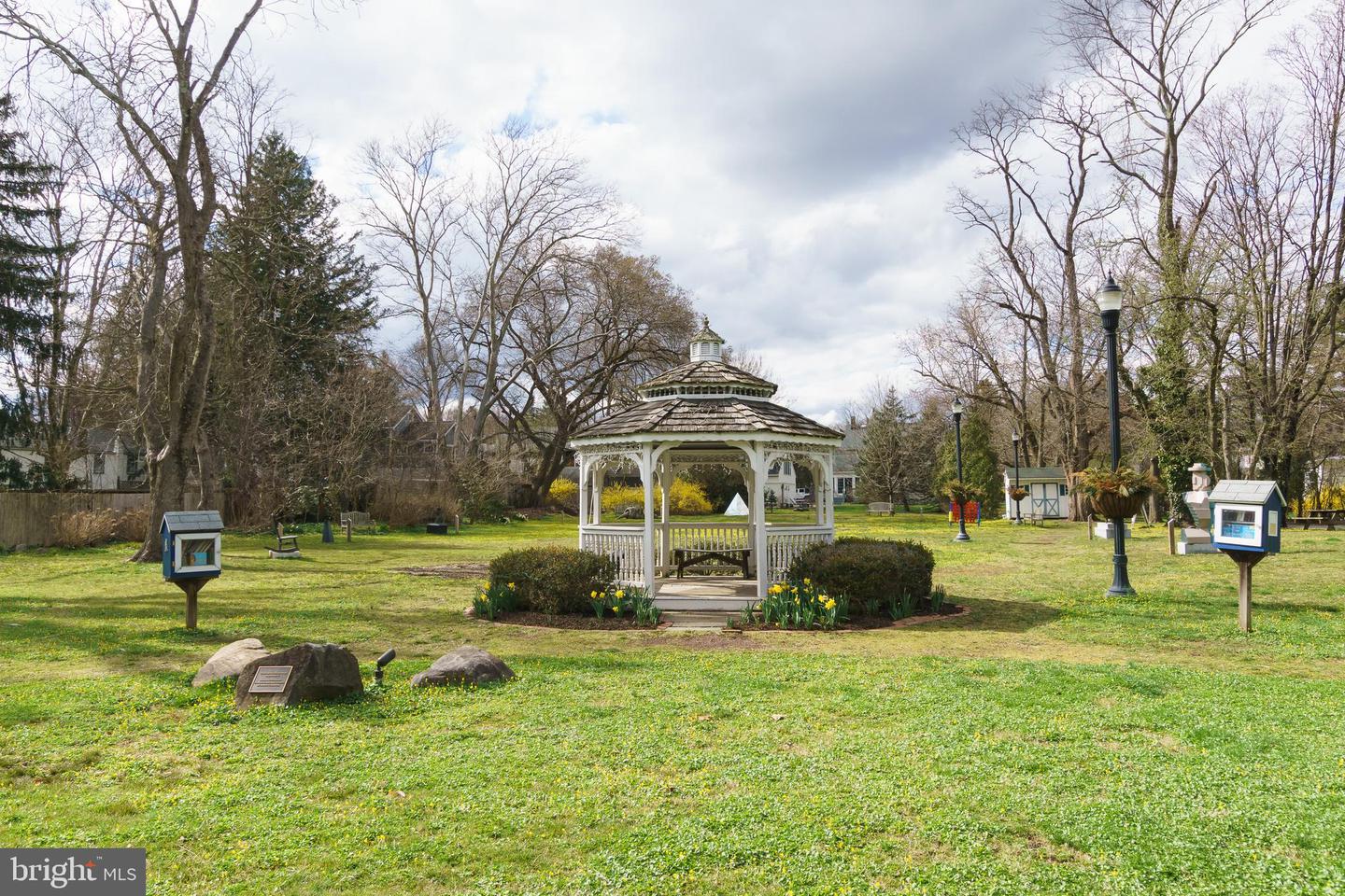51 Lawrenceville Pennington Road #105