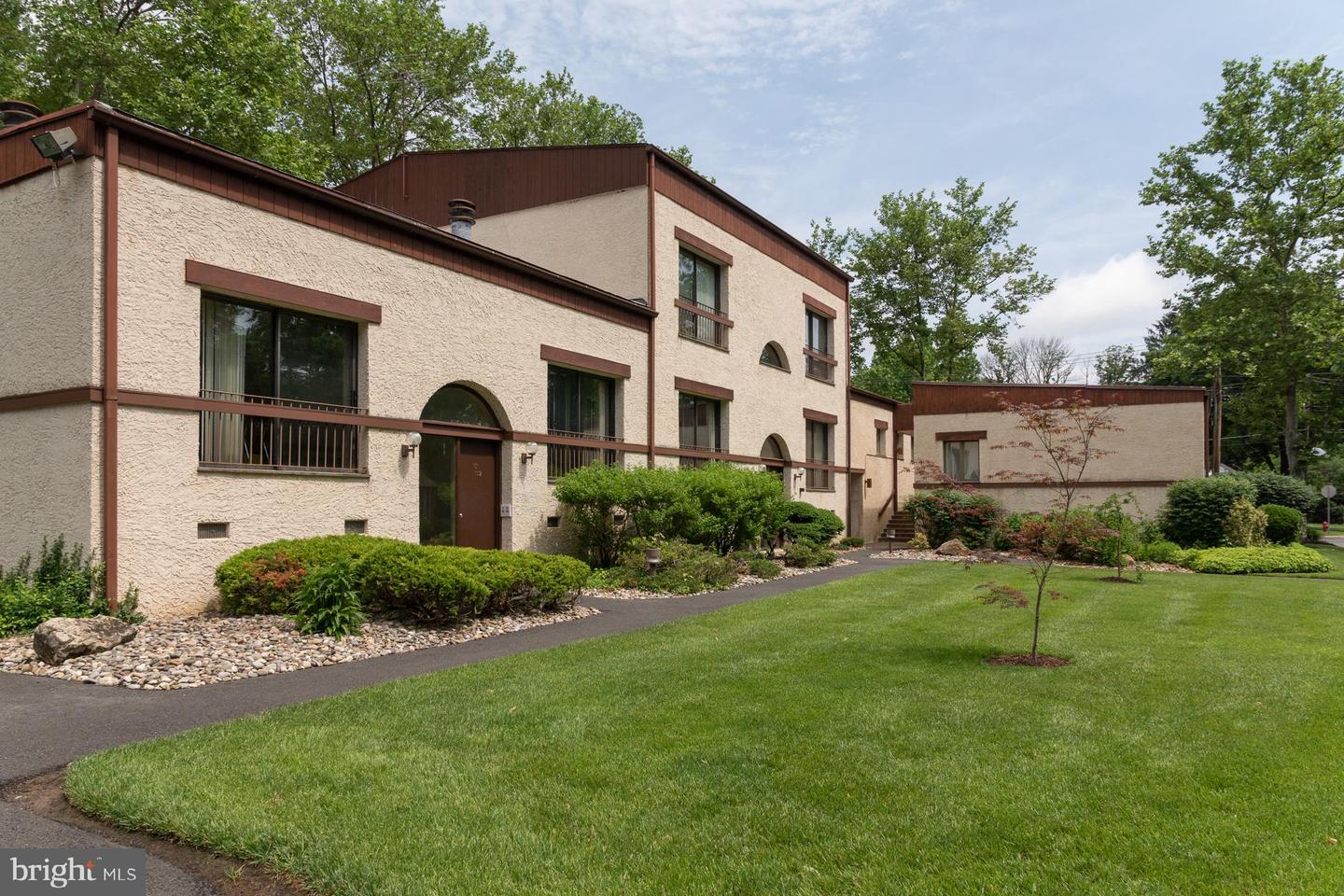 51 Lawrenceville Pennington Road #105