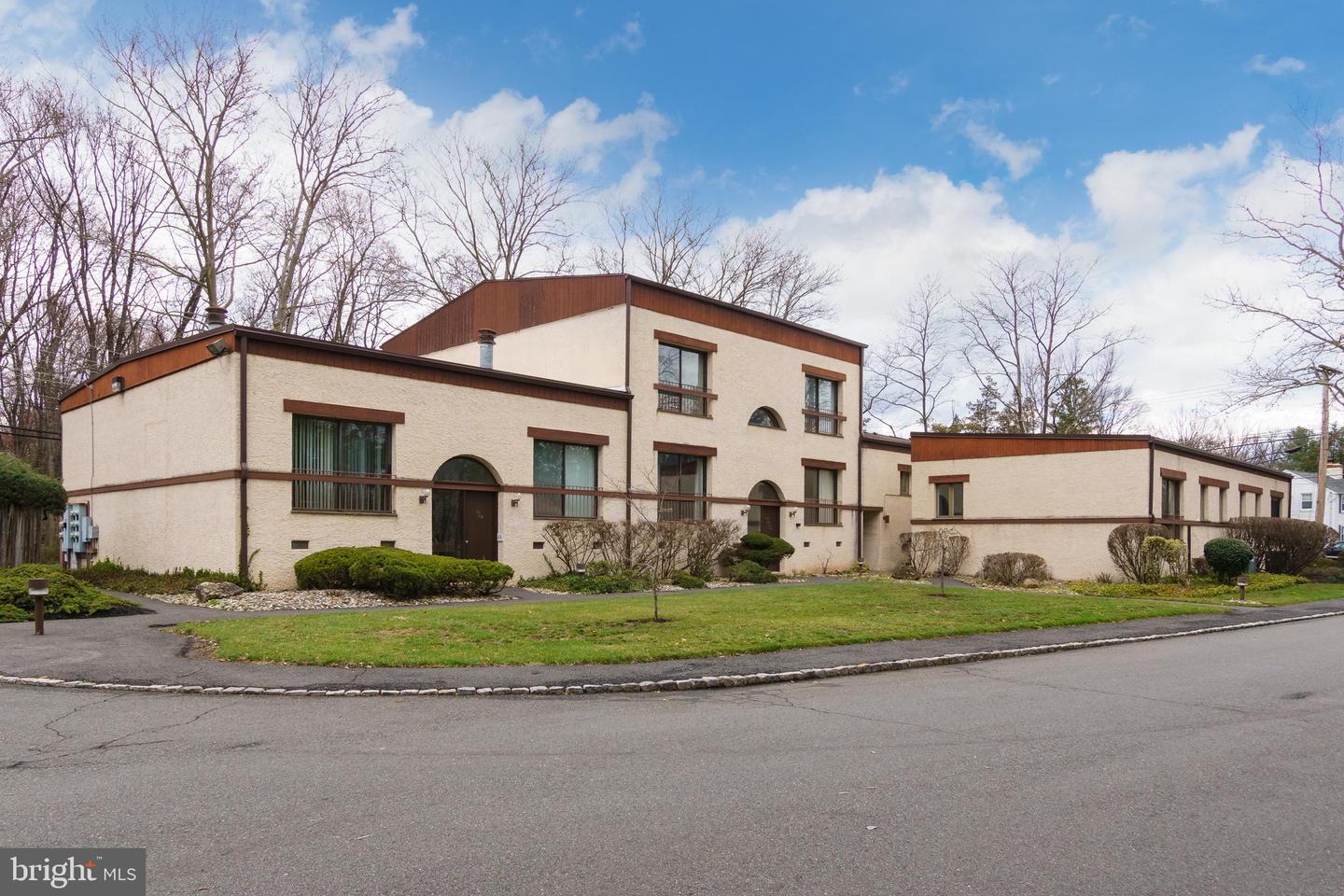 51 Lawrenceville Pennington Road #105