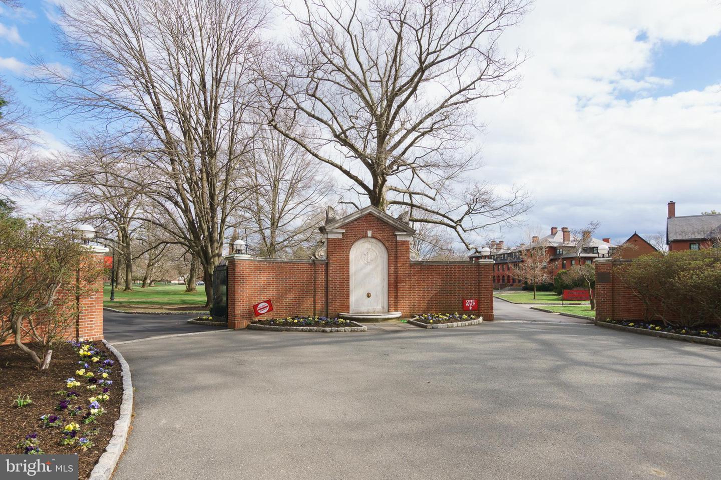 51 Lawrenceville Pennington Road #105