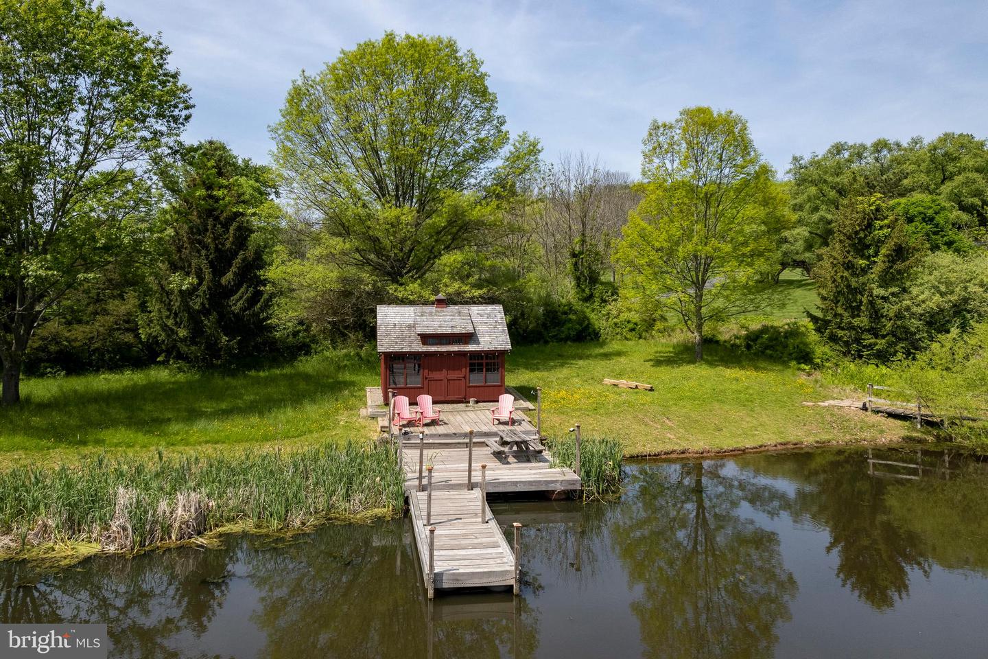 555 Province Line Rd