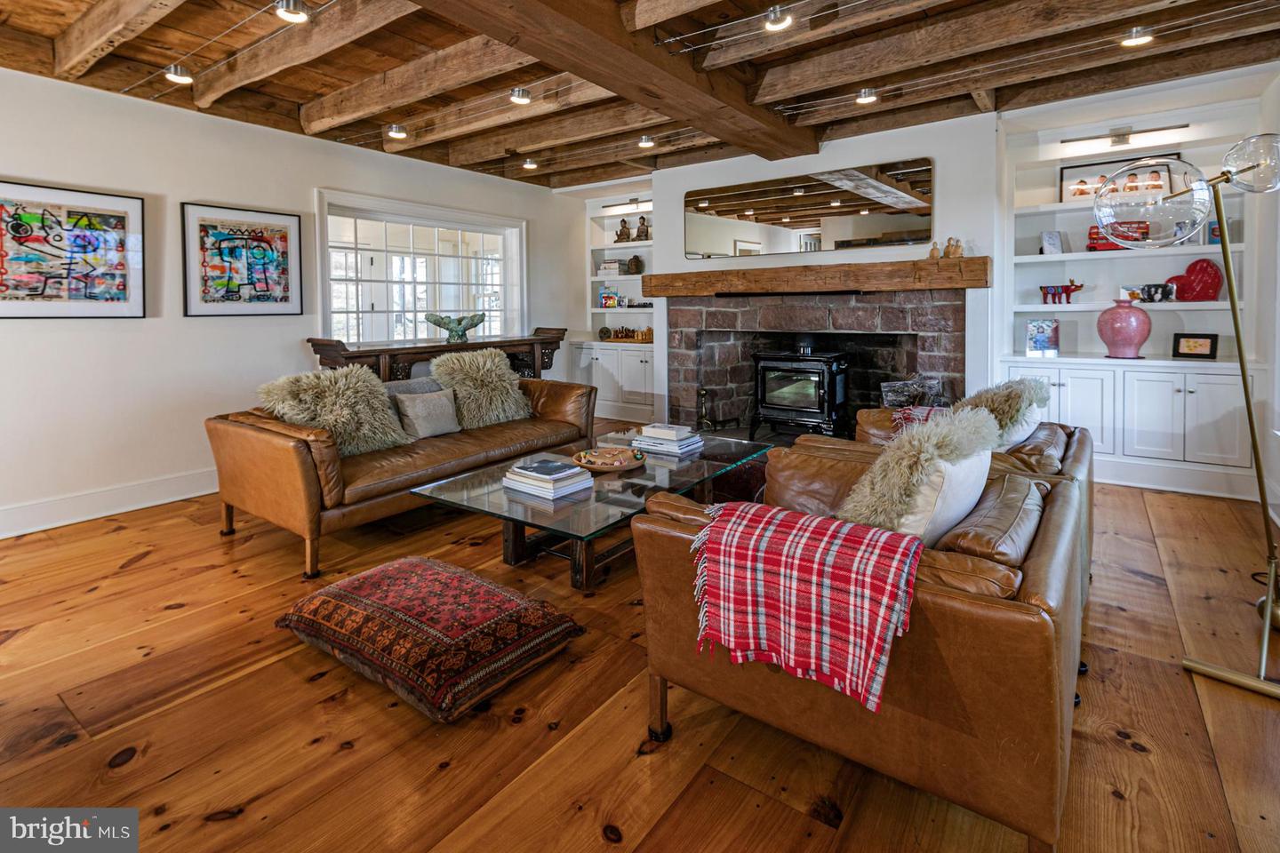 555 Province Line Rd