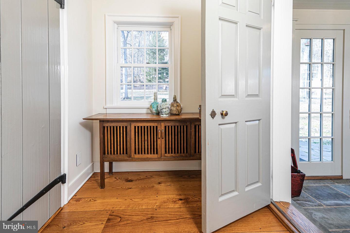 555 Province Line Rd