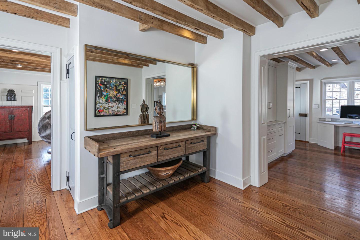 555 Province Line Rd