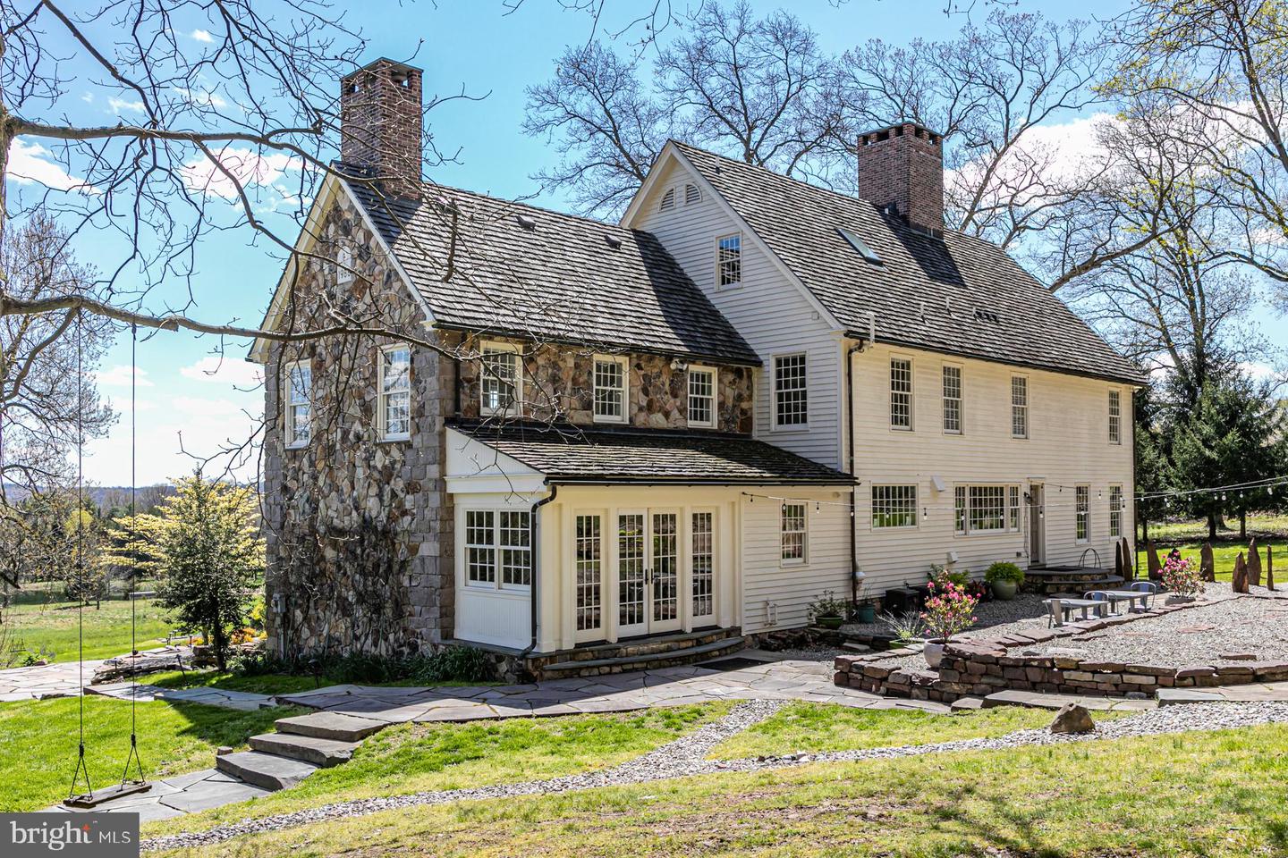 555 Province Line Rd