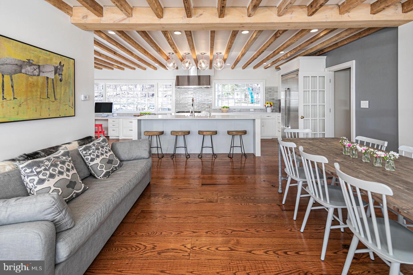 555 Province Line Rd