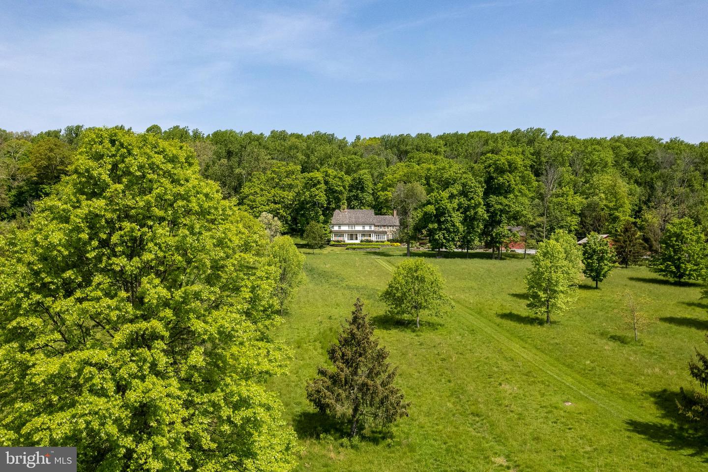 555 Province Line Rd