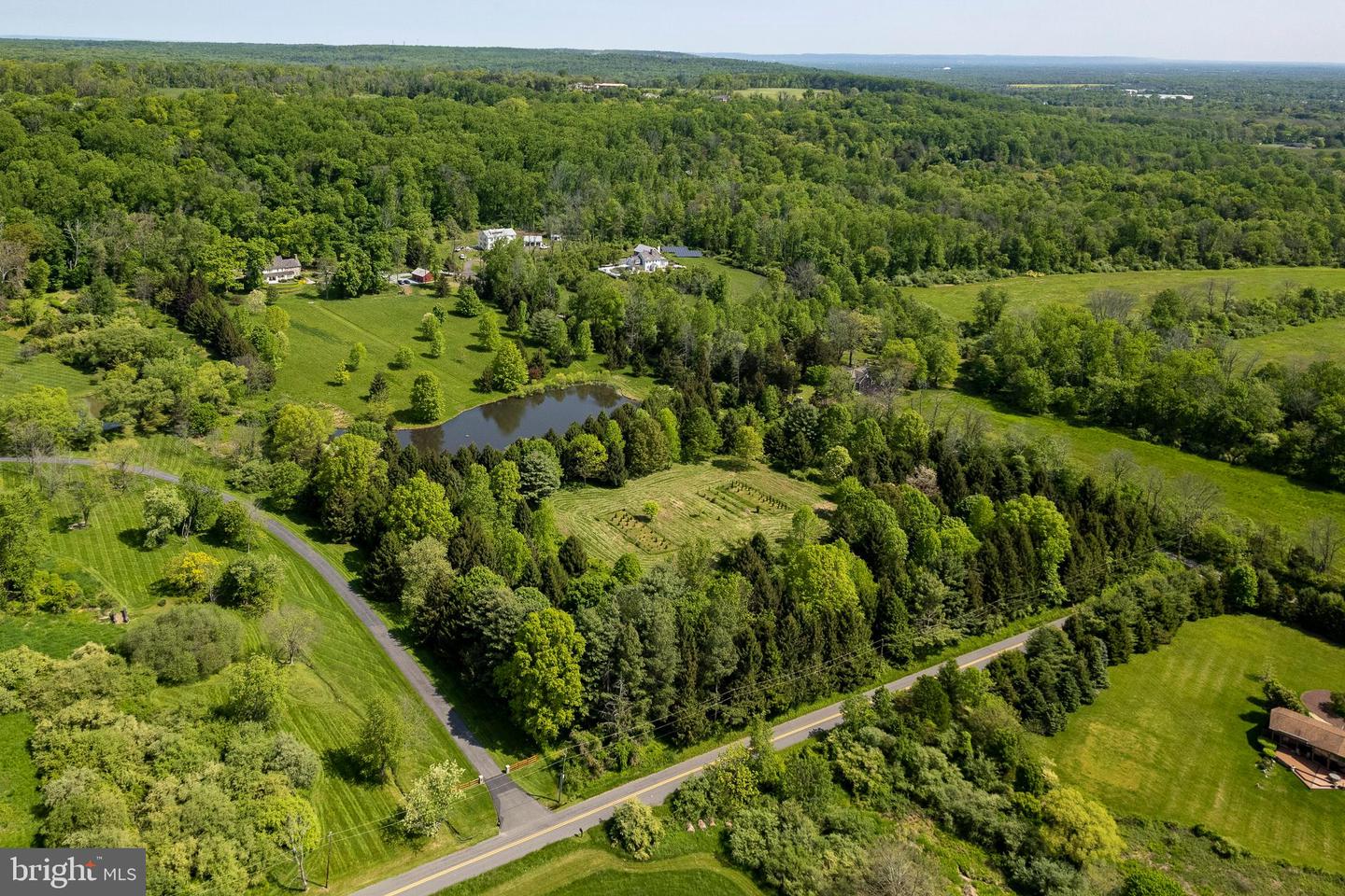 555 Province Line Rd