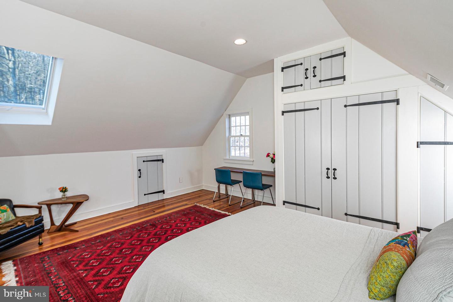 555 Province Line Rd