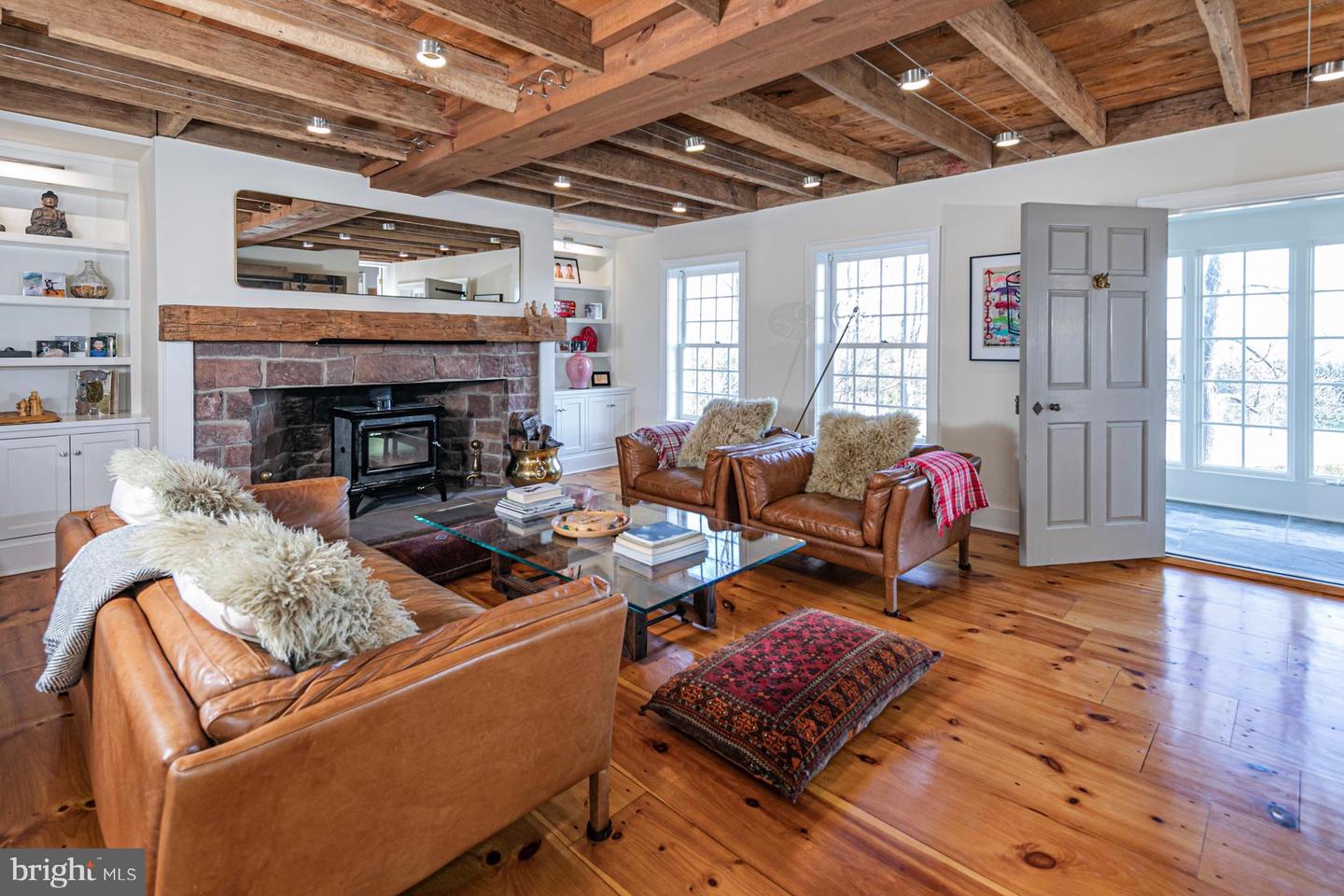 555 Province Line Rd