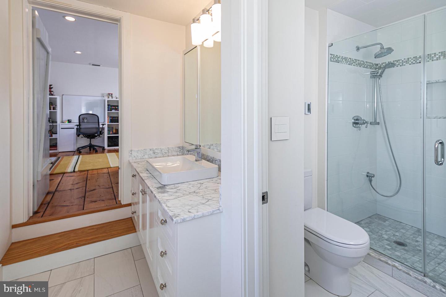 555 Province Line Rd