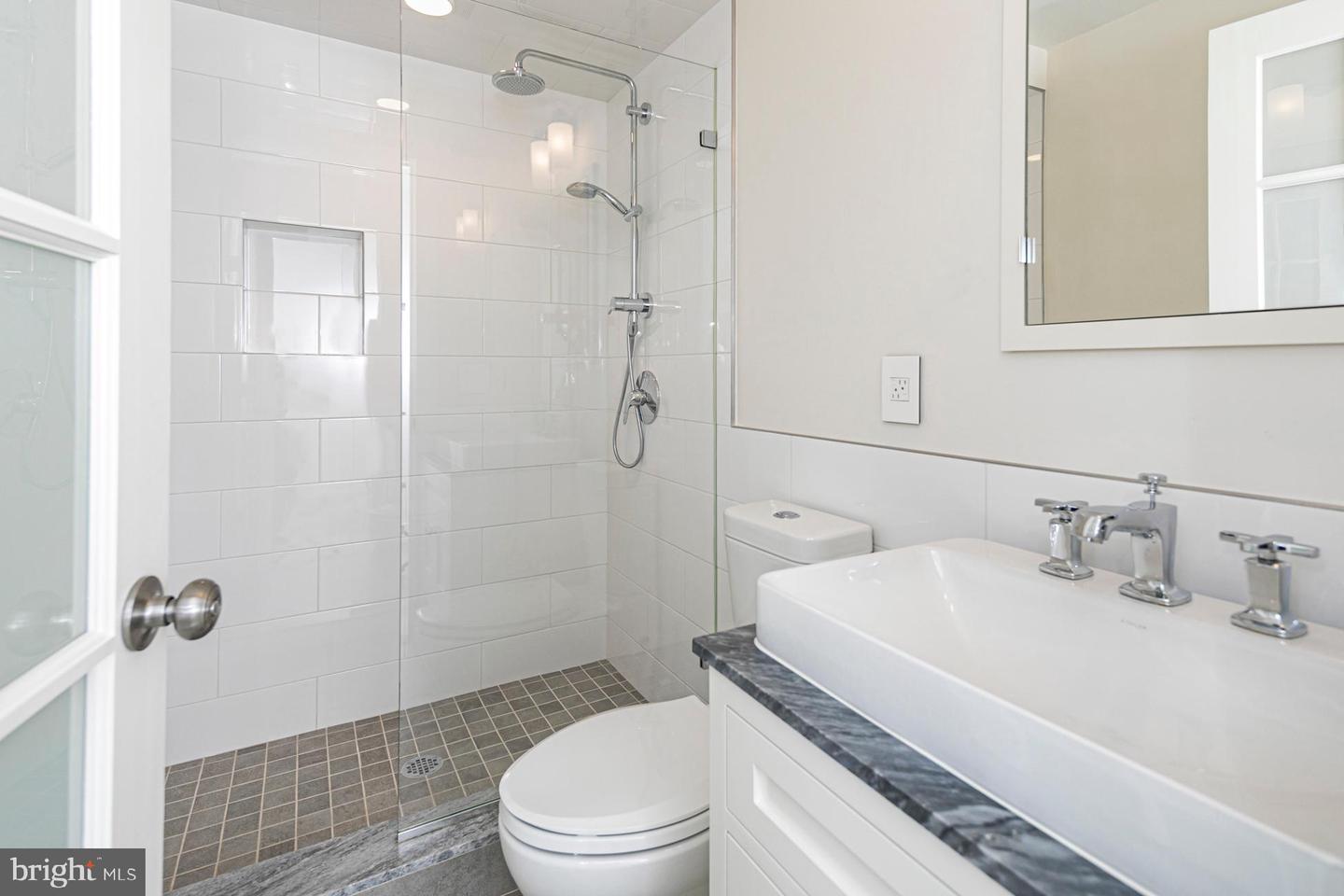 555 Province Line Rd