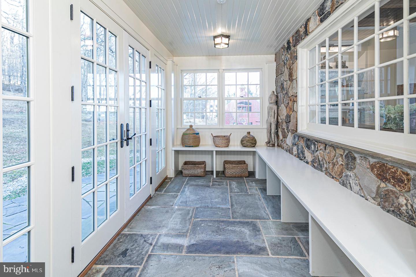 555 Province Line Rd