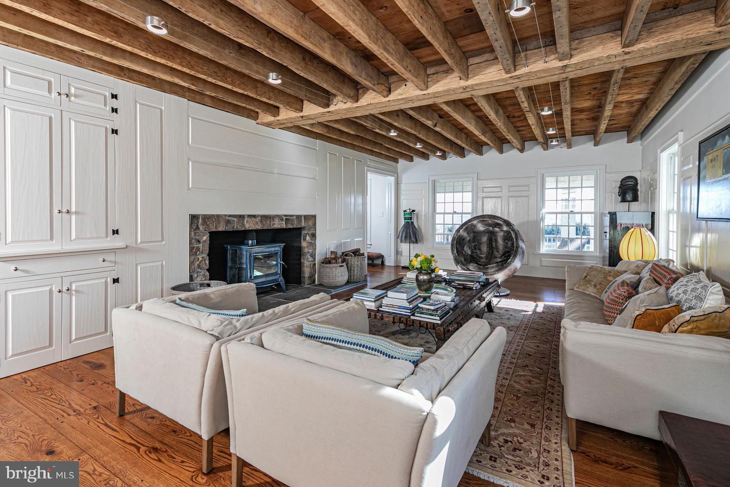 555 Province Line Rd