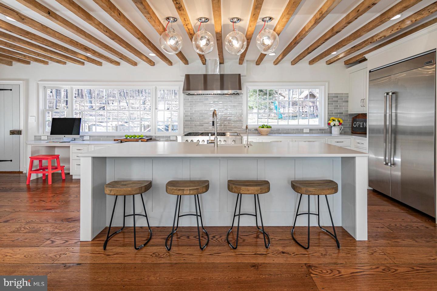 555 Province Line Rd