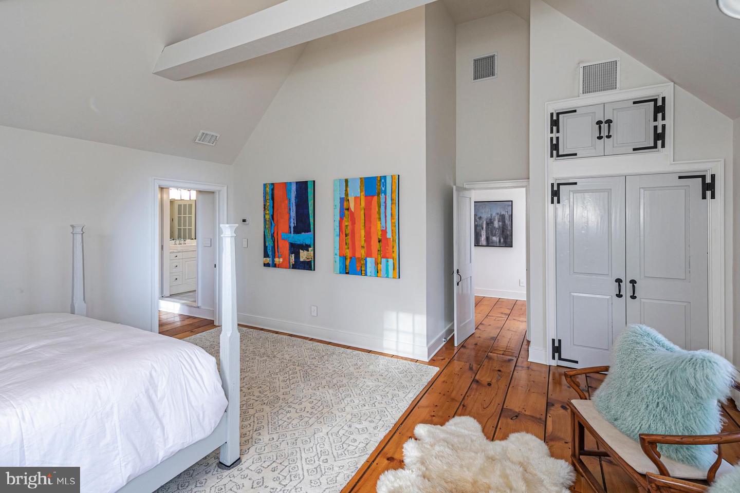 555 Province Line Rd