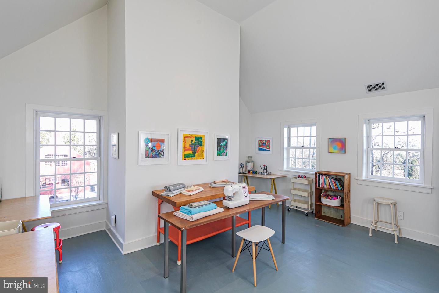 555 Province Line Rd