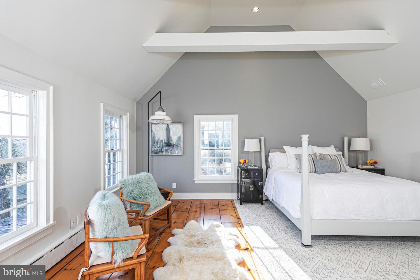 555 Province Line Rd