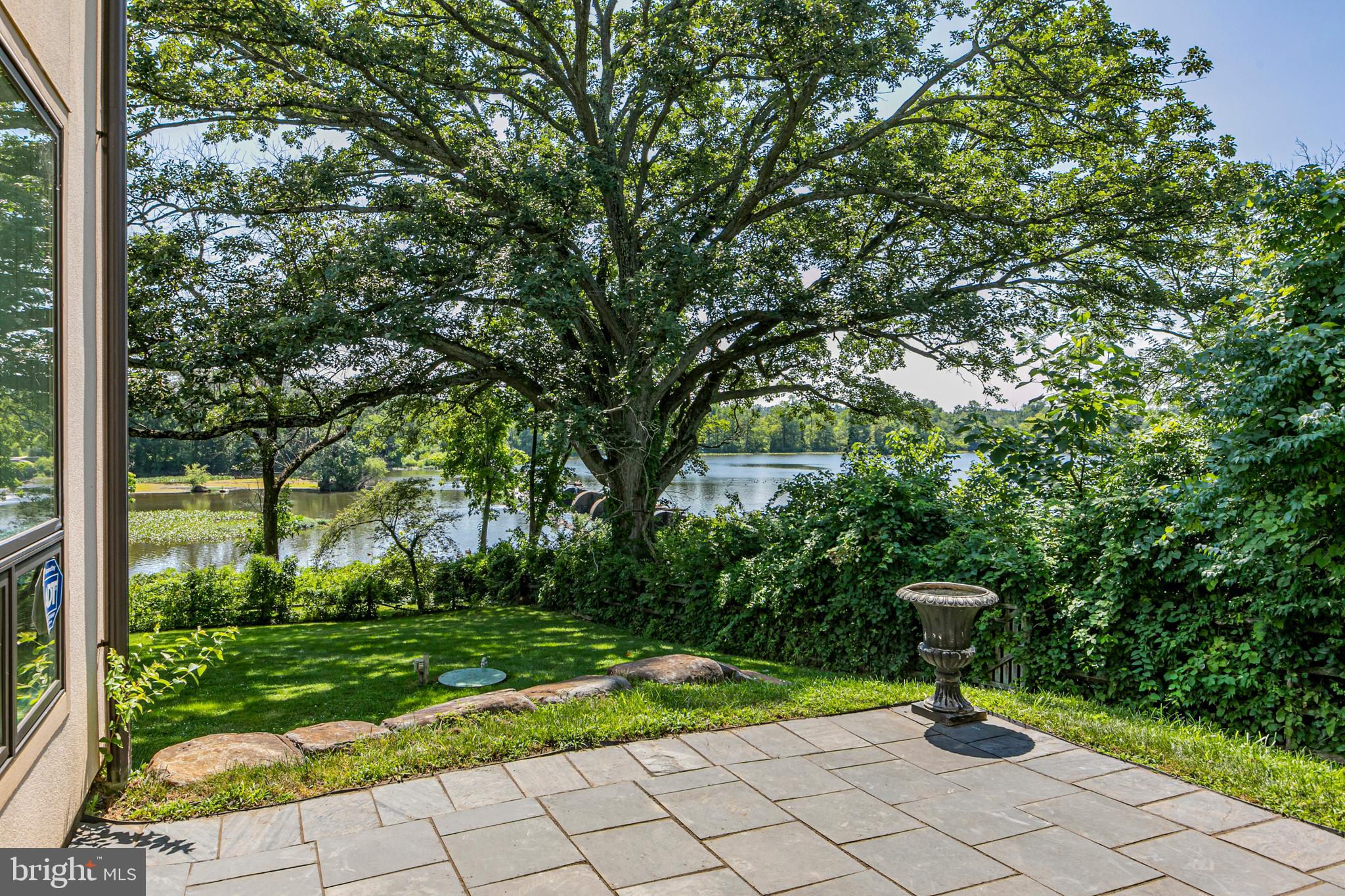 1041 Princeton Kingston Road