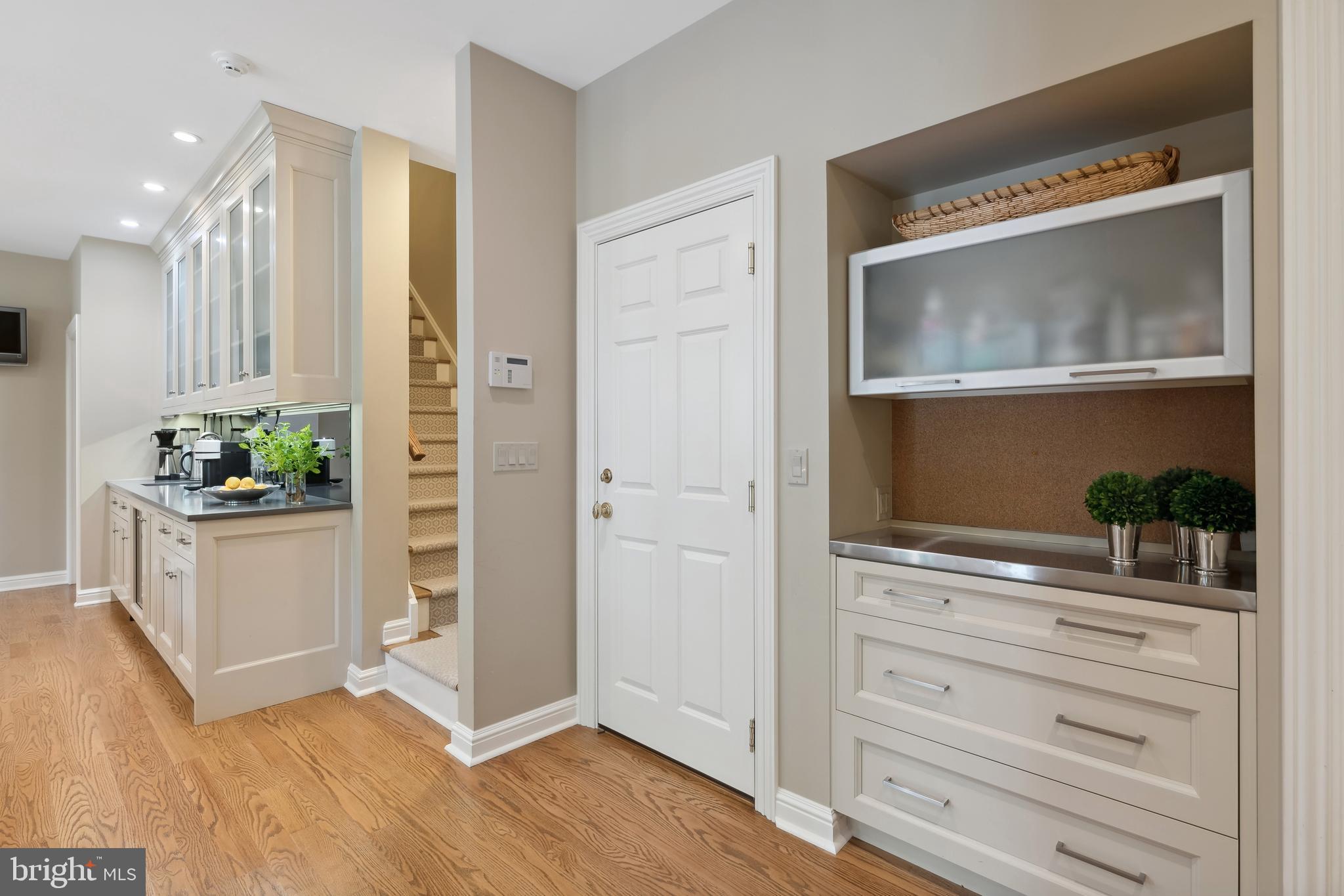49 Maybury Hill Rd