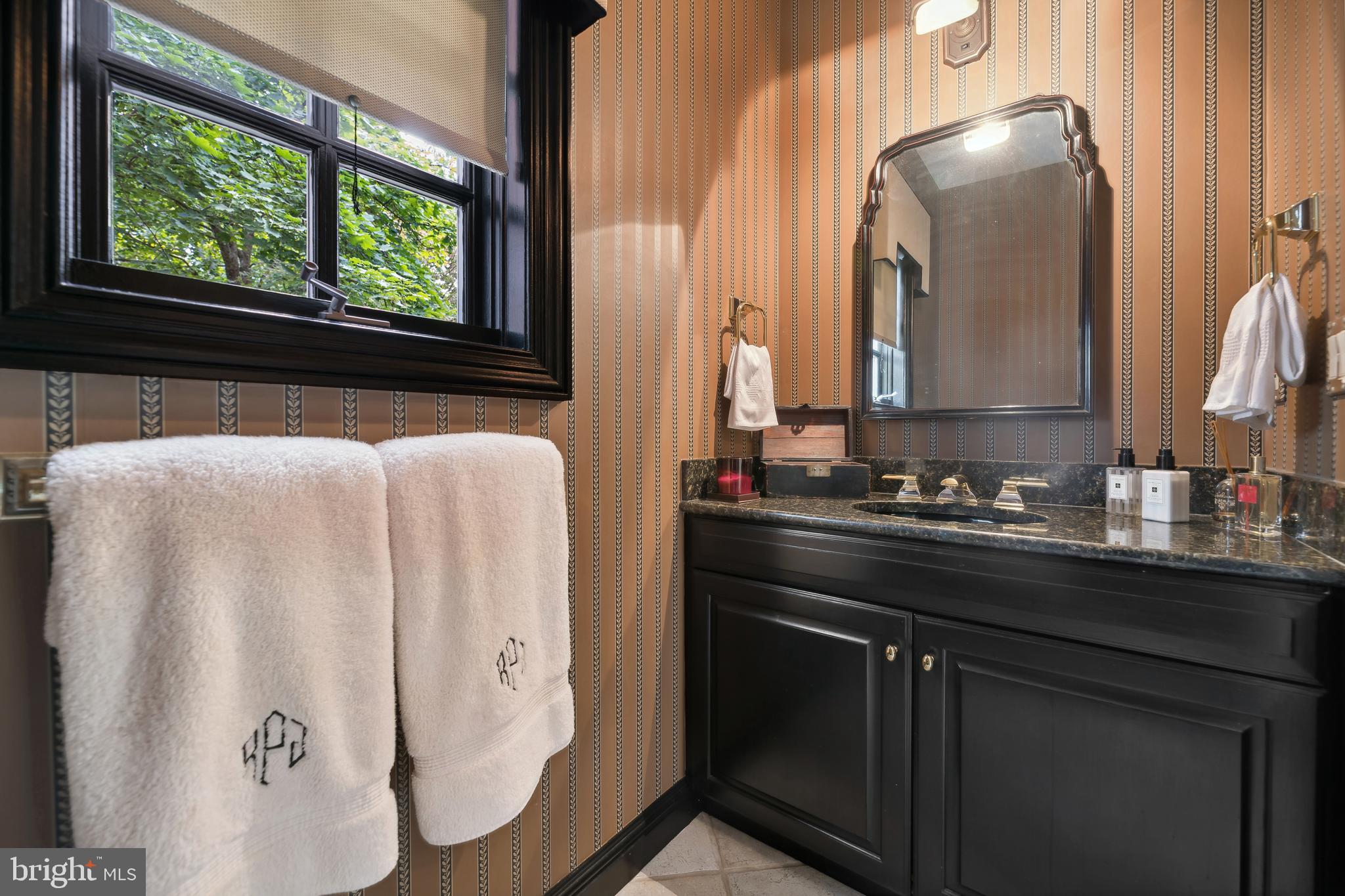49 Maybury Hill Rd