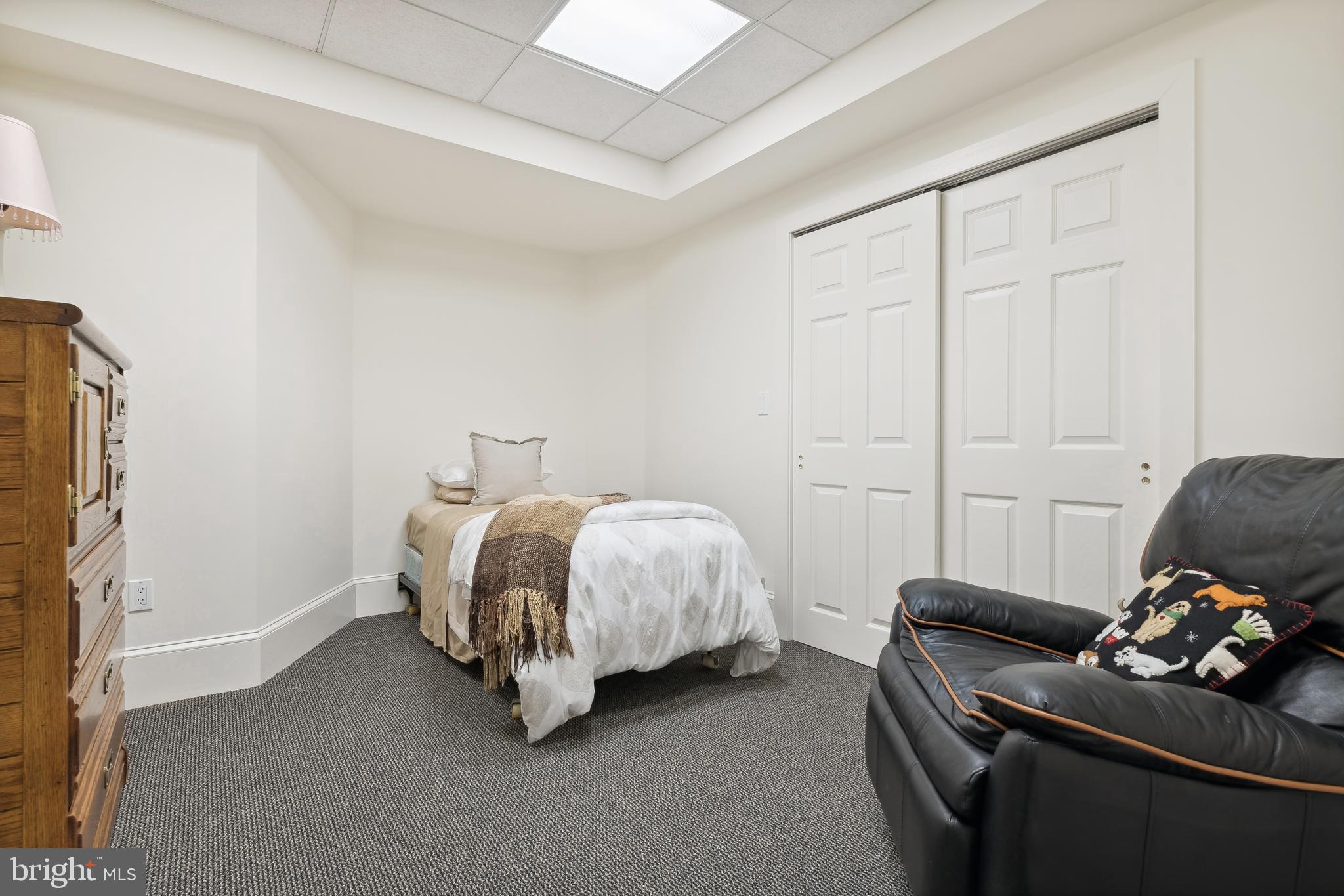 49 Maybury Hill Rd