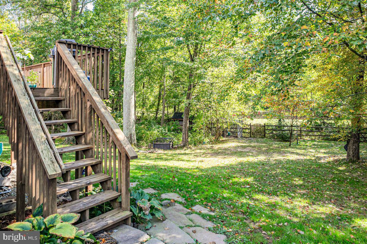 9 Coventry Ln