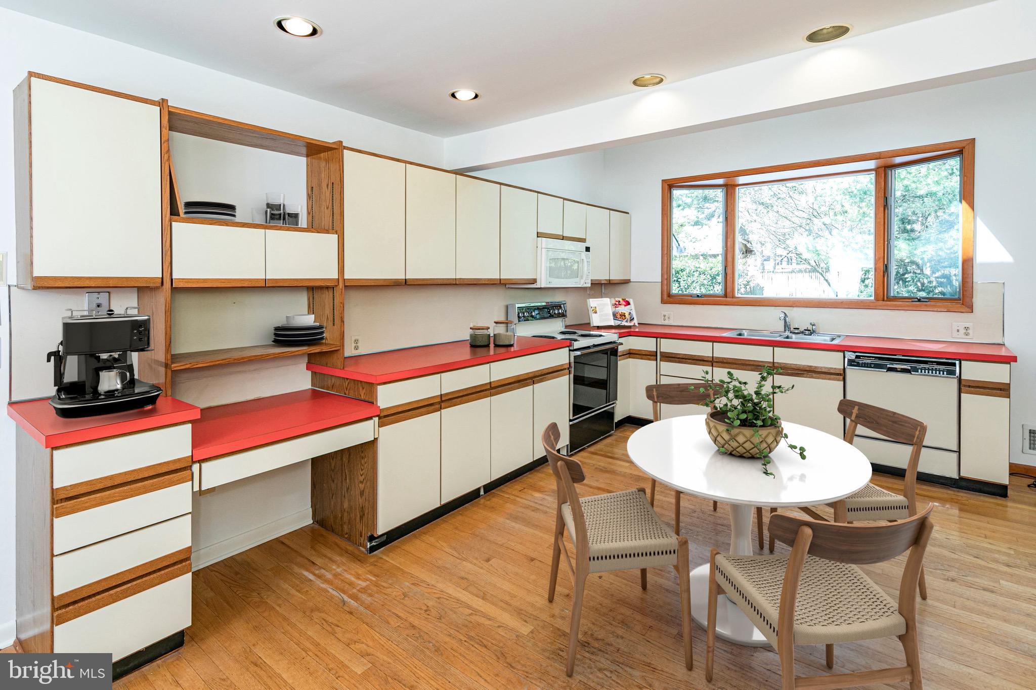 710 Prospect Ave
