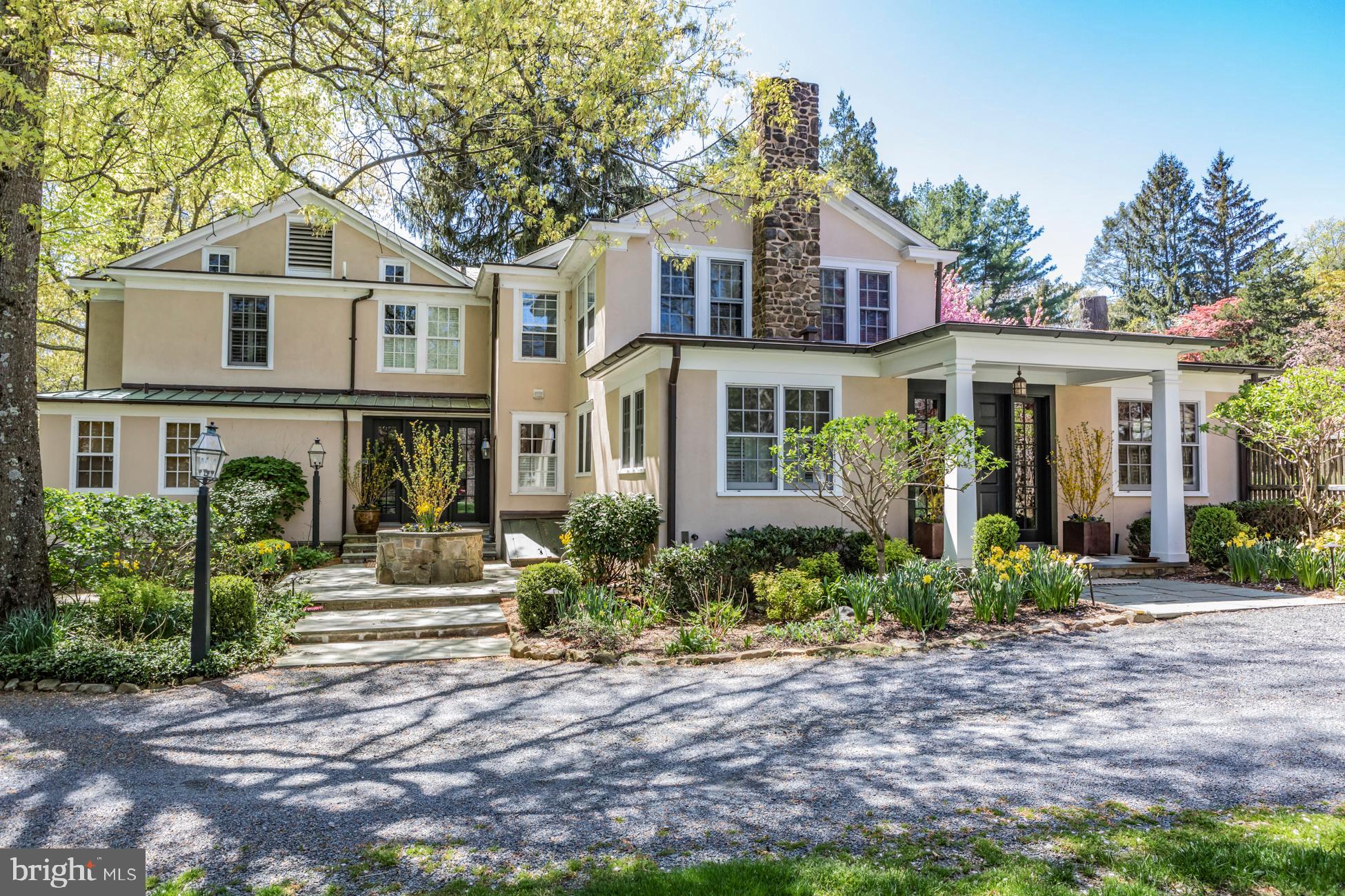 1075 Great Rd
