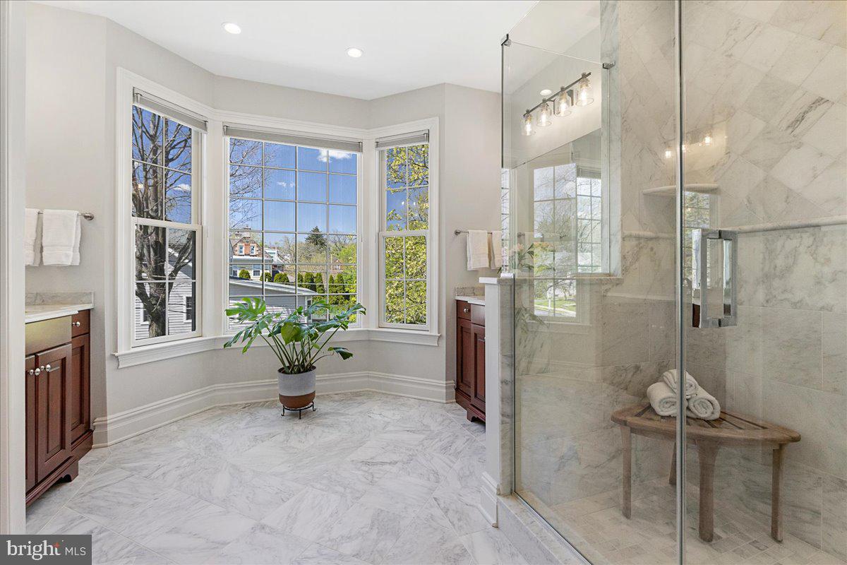 72 Murray Pl