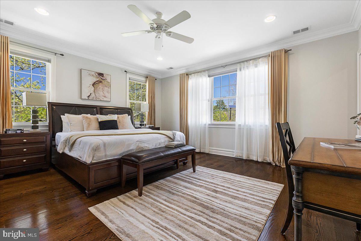 72 Murray Pl