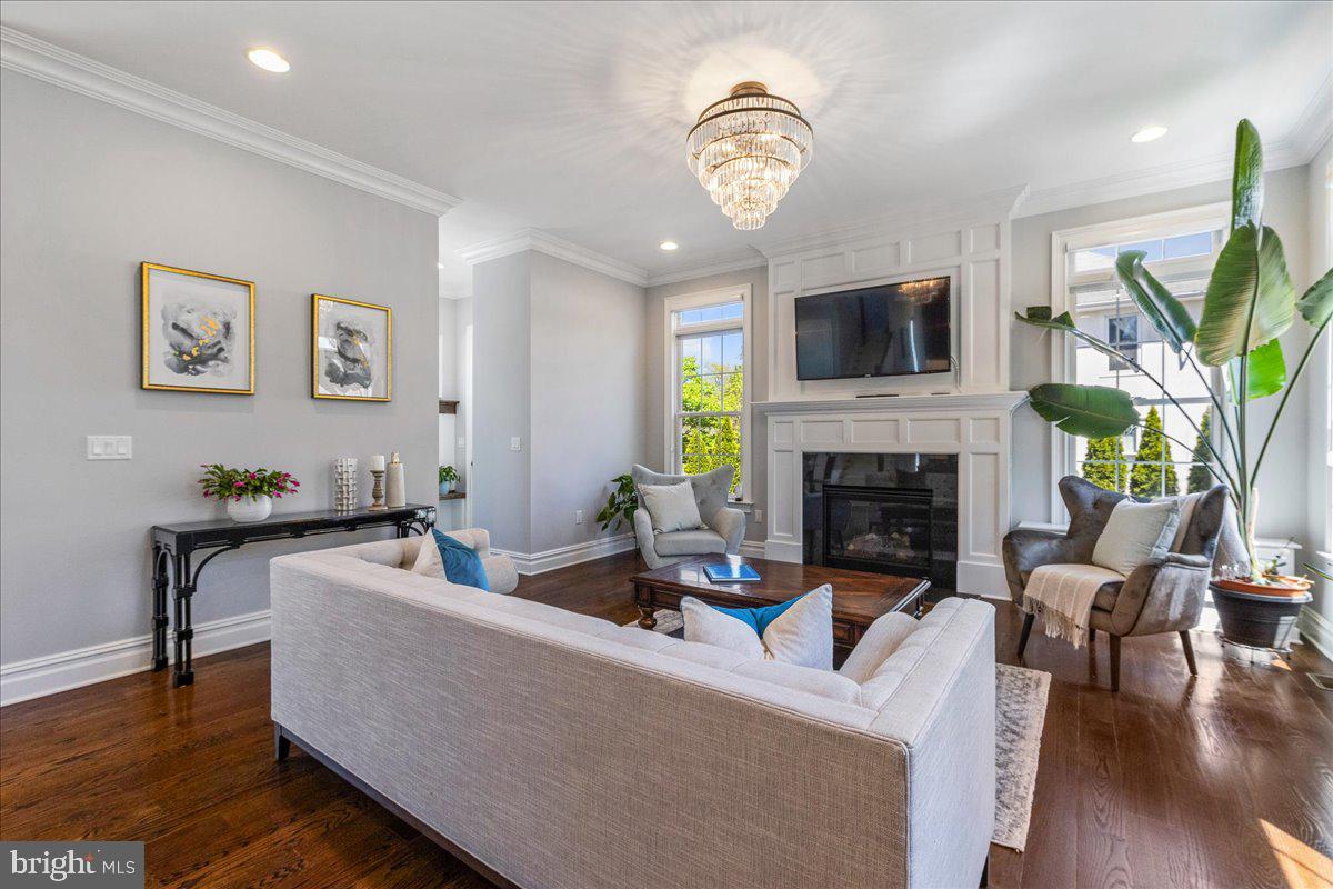 72 Murray Pl