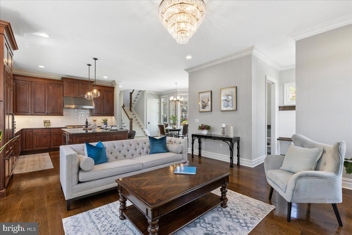 72 Murray Pl