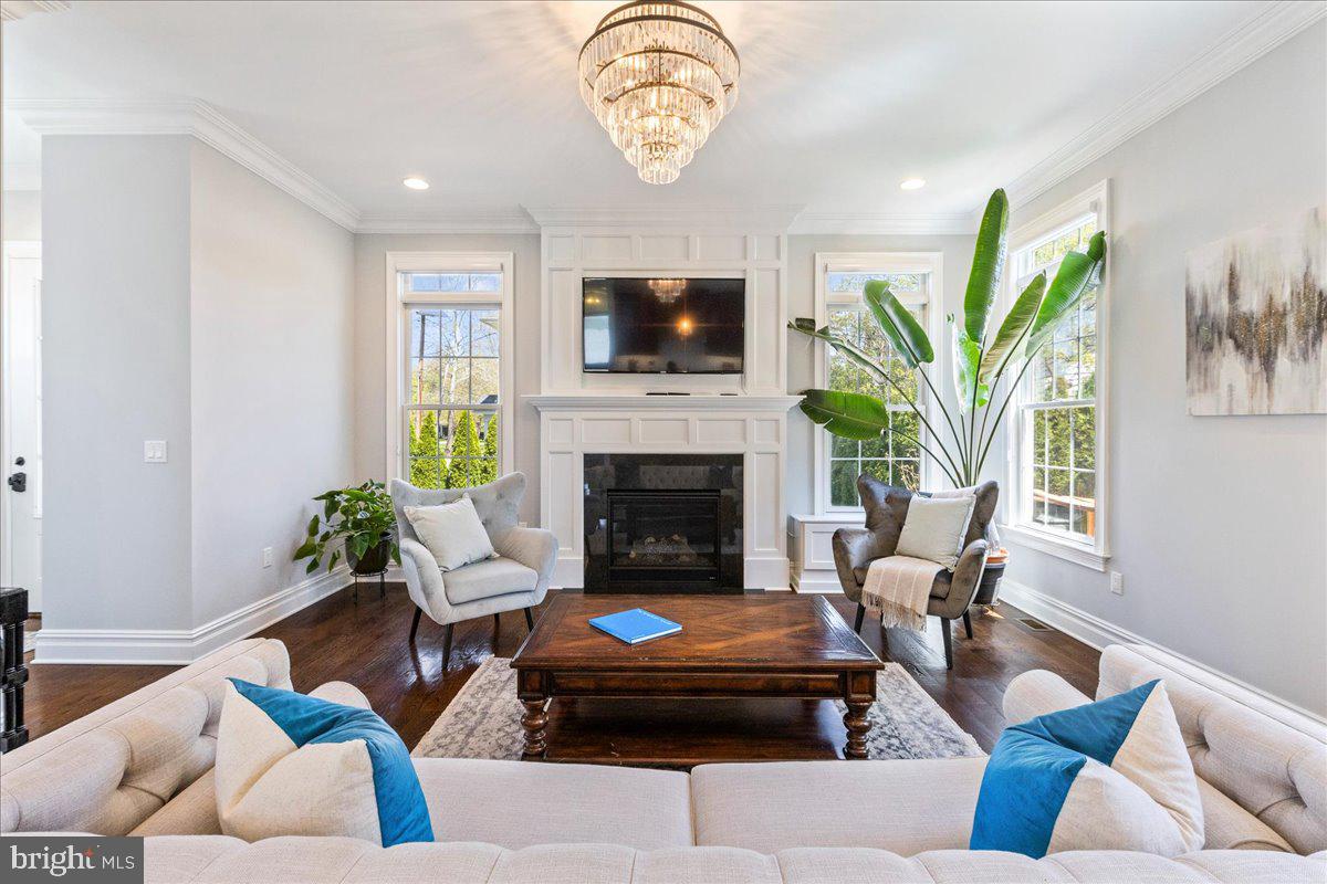 72 Murray Pl