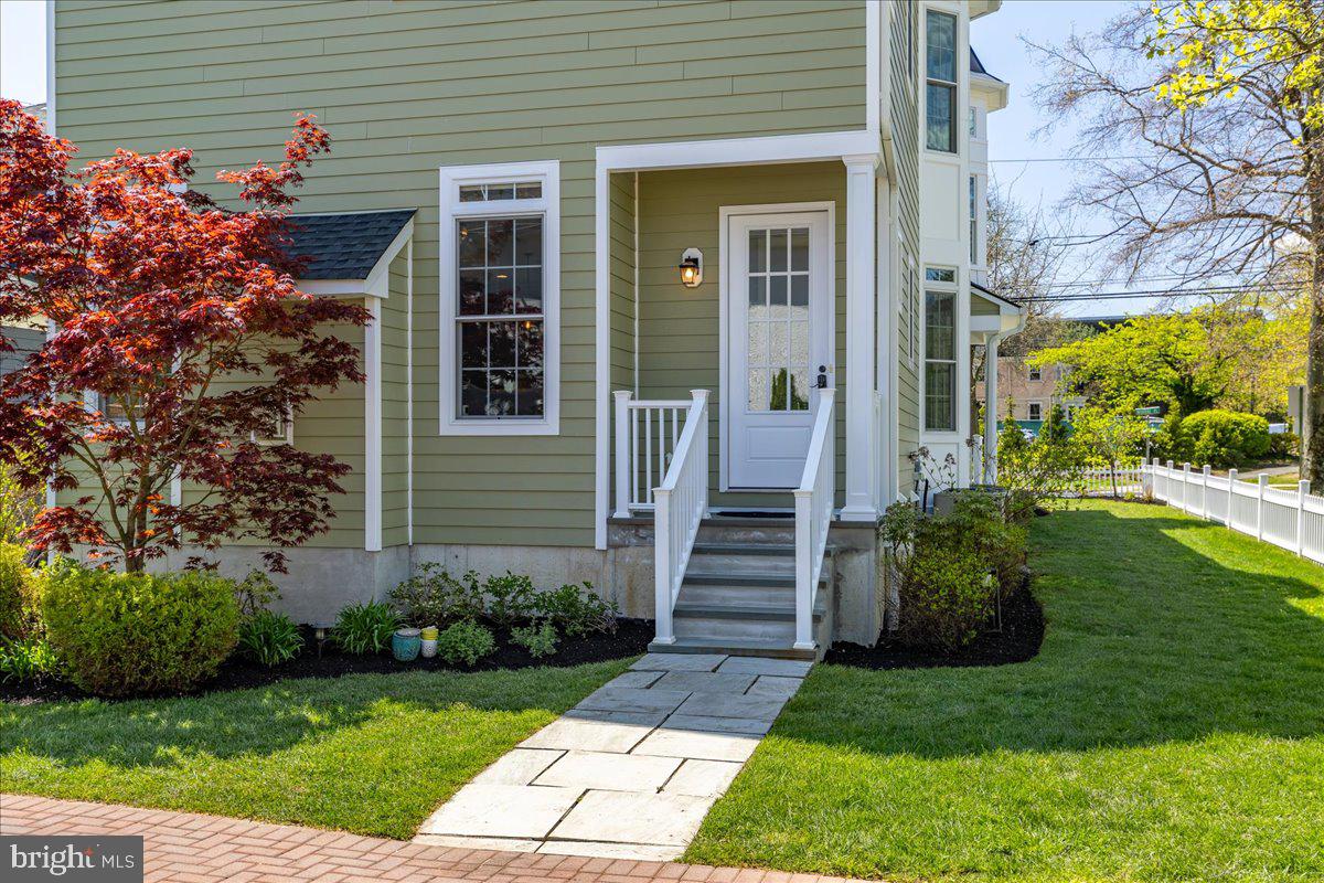 72 Murray Pl